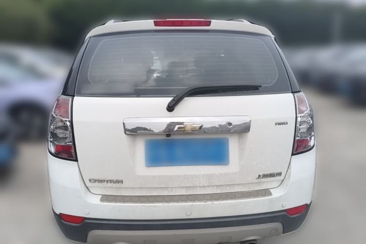 Used Chevrolet Captiva 2012 2.4L 4x4 Flagship Edition 7 Seats Rear