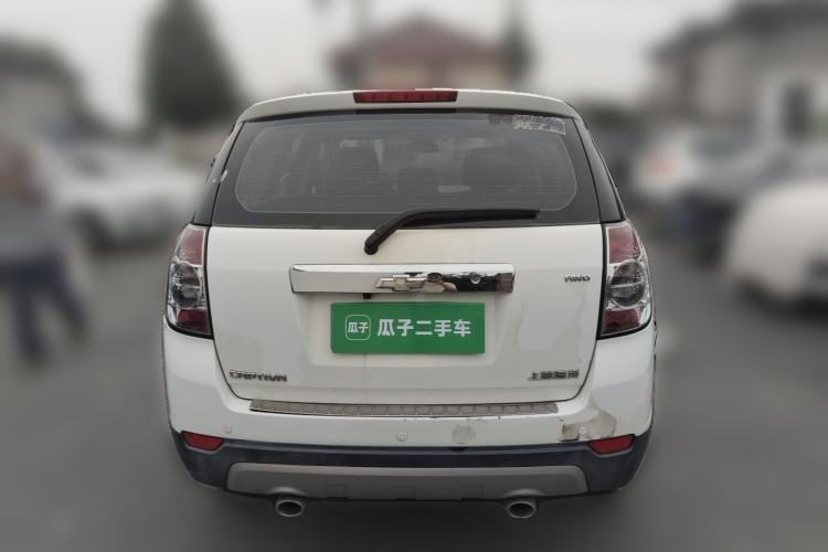 Used Chevrolet Captiva 2012 2.4L 4x4 Flagship Edition 7 Seats Rear