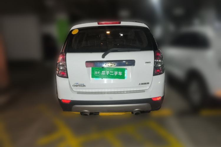 Used Chevrolet Captiva 2012 2.4L 4x4 Flagship Edition 7 Seats Rear