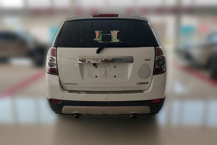 Used Chevrolet Captiva 2012 2.4L 4x4 Flagship Edition 7 Seats Rear