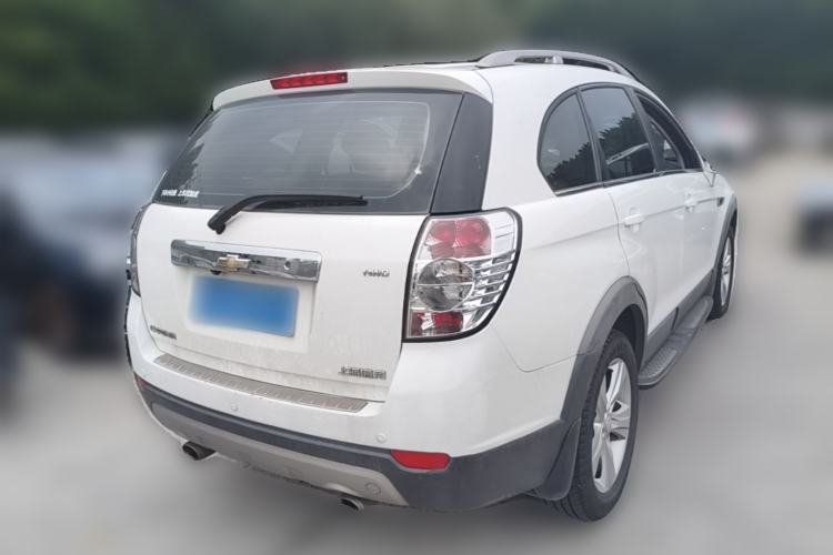Used Chevrolet Captiva 2012 2.4L 4x4 Flagship Edition 7 Seats Rear Right 45 Deg