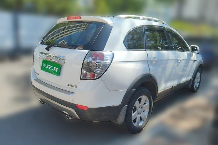 Used Chevrolet Captiva 2012 2.4L Two-Wheel Drive City Edition 5 Seats Rear Right 45 Deg