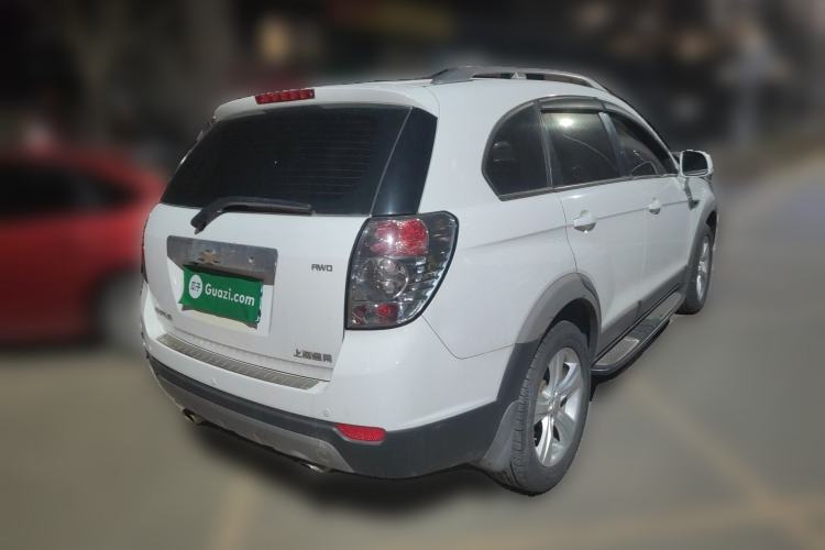 Used Chevrolet Captiva 2012 2.4L 4x4 Flagship Edition 7 Seats Rear Right 45 Deg