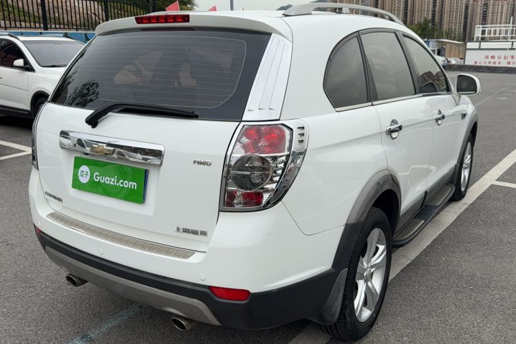 Used Chevrolet Captiva 2012 2.4L 4x4 Flagship Edition 7 Seats Rear Right 45 Deg