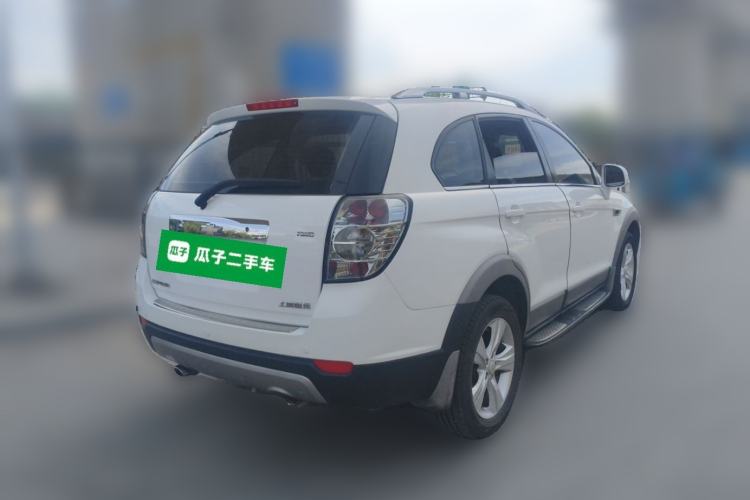 Used Chevrolet Captiva 2012 2.4L 4x4 Flagship Edition 7 Seats Rear Right 45 Deg