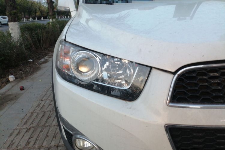 Used Chevrolet Captiva 2012 2.4L Two-Wheel Drive City Edition 5 Seats Right Front Headlight