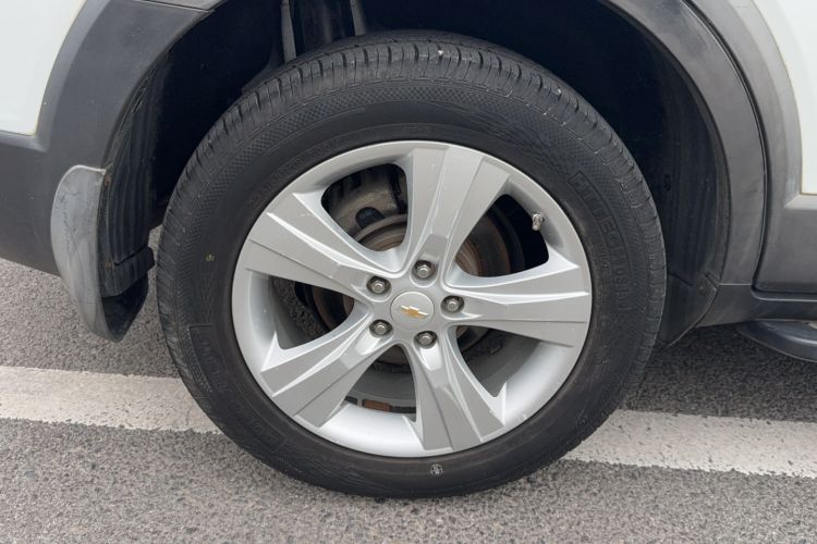 Used Chevrolet Captiva 2012 2.4L 4x4 Flagship Edition 7 Seats Right Rear Wheel Hub