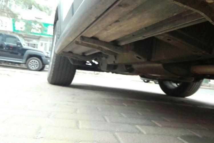 Used Chevrolet Captiva 2012 2.4L 4x4 Flagship Edition 7 Seats Right Side Sill
