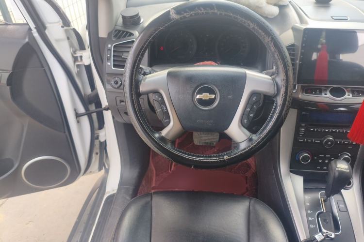 Used Chevrolet Captiva 2012 2.4L 4x4 Flagship Edition 7 Seats Steering Wheel