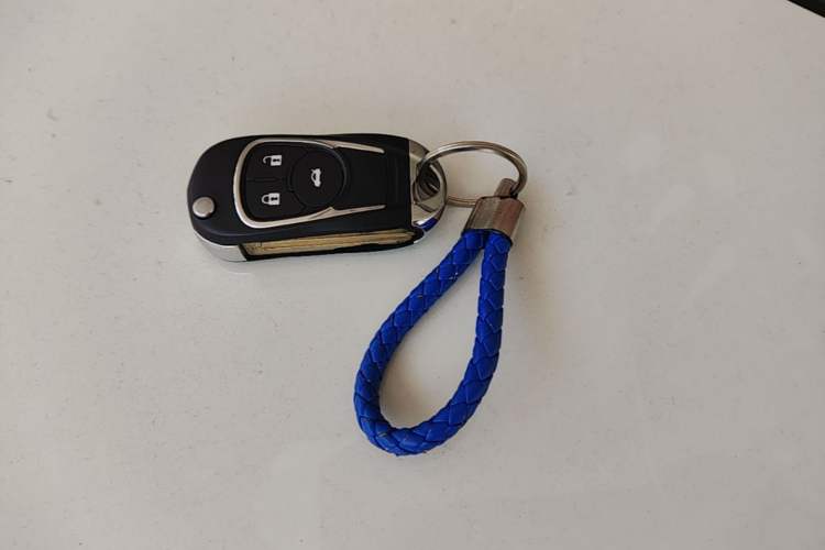 Used Chevrolet Captiva 2012 2.4L 4x4 Flagship Edition 7 Seats Vehicle Key