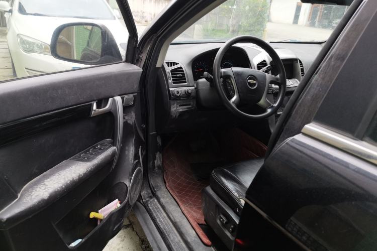 Used Chevrolet Captiva 2013 2.4L Two-Wheel Drive City Edition 7-Seater Driver Seat