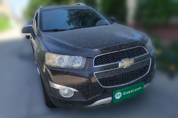 Used Chevrolet Captiva 2013 2.4L Two-Wheel Drive City Edition 7-Seater Front Right 45 Deg