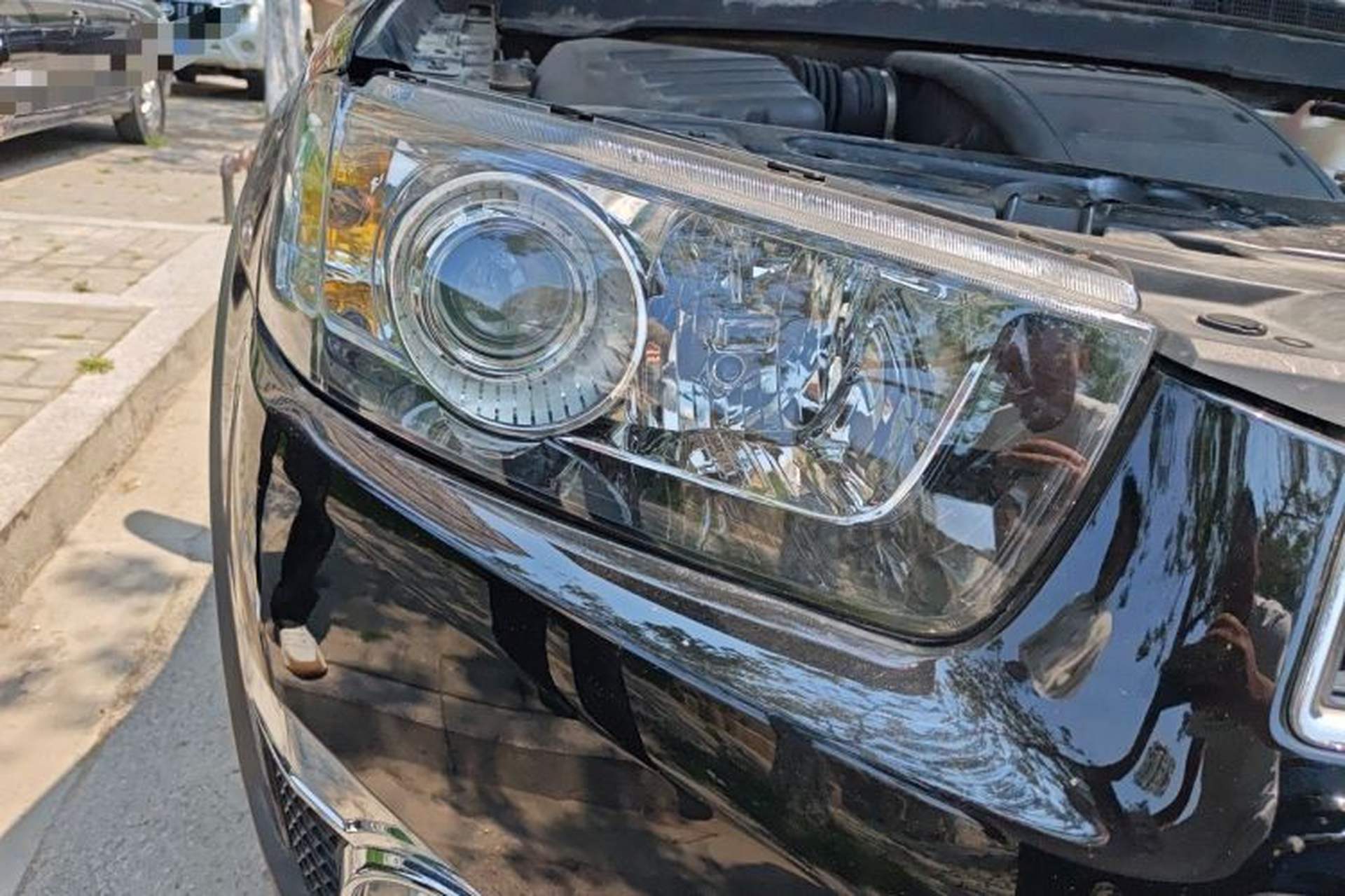 Used Chevrolet Captiva 2013 2.4L Two-Wheel Drive City Edition 7-Seater Right Front Headlight
