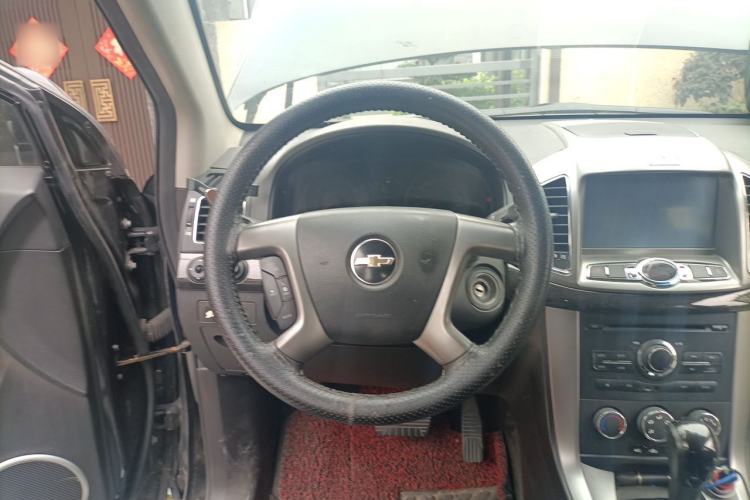 Used Chevrolet Captiva 2013 2.4L Two-Wheel Drive City Edition 7-Seater Steering Wheel