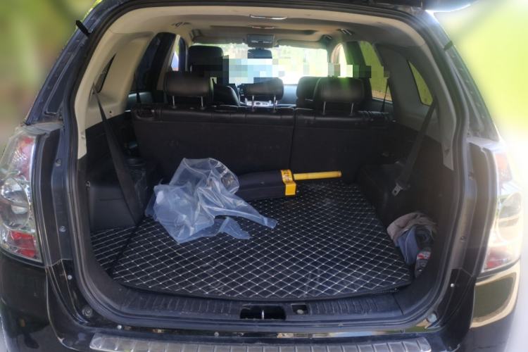 Used Chevrolet Captiva 2013 2.4L Two-Wheel Drive City Edition 7-Seater Trunk