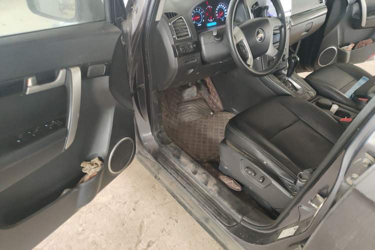 Used Chevrolet Captiva 2013 2.4L Two-Wheel Drive City Edition 7-Seater Driver Seat