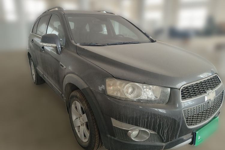 Used Chevrolet Captiva 2013 2.4L Two-Wheel Drive City Edition 7-Seater Front Right 45 Deg