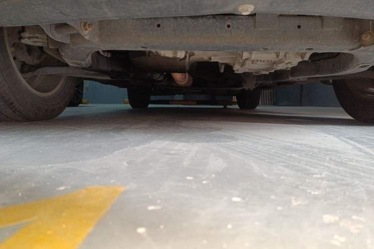 Used Chevrolet Captiva 2013 2.4L Two-Wheel Drive City Edition 7-Seater Chassis Front