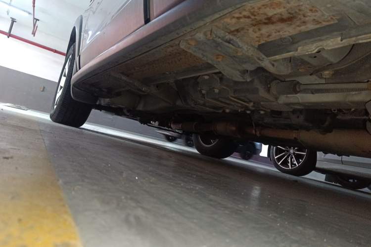 Used Chevrolet Captiva 2013 2.4L Two-Wheel Drive City Edition 7-Seater Chassis Rear Left