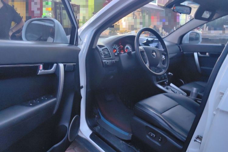 Used Chevrolet Captiva 2013 2.4L Two-Wheel Drive City Edition 7-Seater Driver Seat