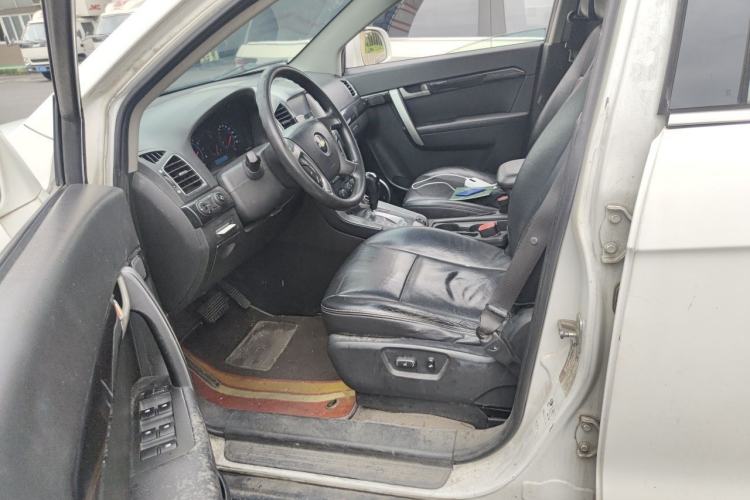 Used Chevrolet Captiva 2013 2.4L Two-Wheel Drive City Edition 7-Seater Driver Seat