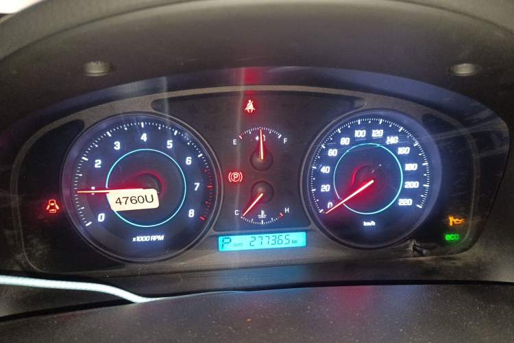 Used Chevrolet Captiva 2013 2.4L Two-Wheel Drive City Edition 7-Seater Instrument Cluster