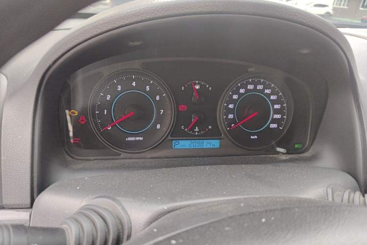 Used Chevrolet Captiva 2013 2.4L Two-Wheel Drive City Edition 7-Seater Instrument Cluster