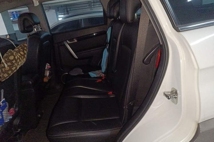 Used Chevrolet Captiva 2013 2.4L Two-Wheel Drive City Edition 7-Seater Left Rear Seat