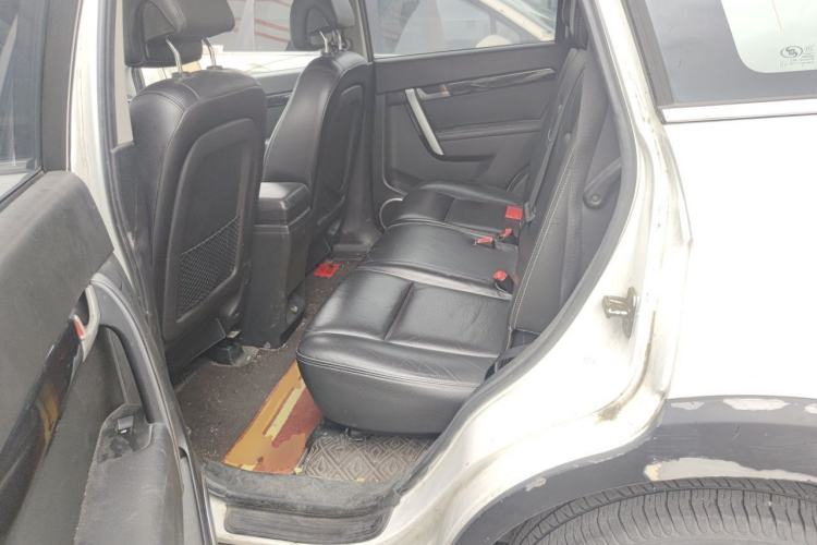 Used Chevrolet Captiva 2013 2.4L Two-Wheel Drive City Edition 7-Seater Left Rear Seat