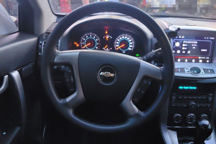 Used Chevrolet Captiva 2013 2.4L Two-Wheel Drive City Edition 7-Seater Steering Wheel