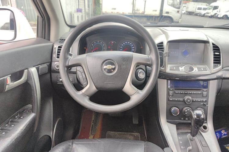 Used Chevrolet Captiva 2013 2.4L Two-Wheel Drive City Edition 7-Seater Steering Wheel