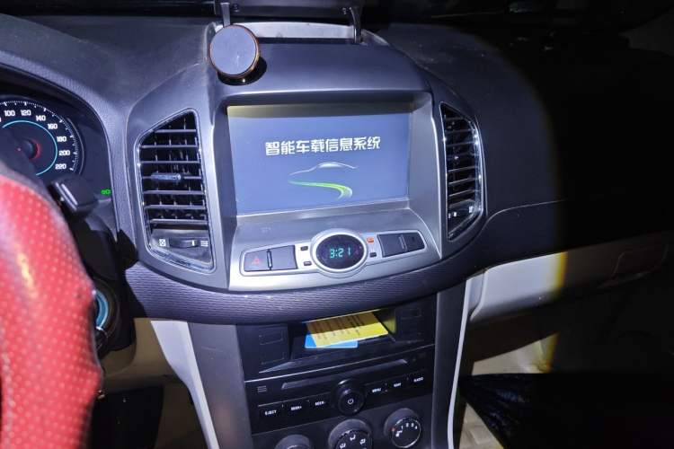 Used Chevrolet Captiva 2014 2.4L Two-Wheel Drive City Edition 5 Seats Audio And AC Panel