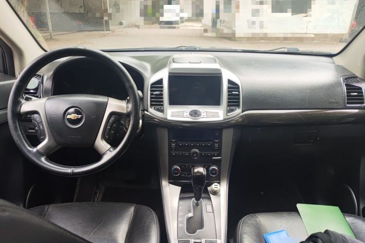 Used Chevrolet Captiva 2014 2.4L 4x4 Flagship Edition 7 Seats Center Console