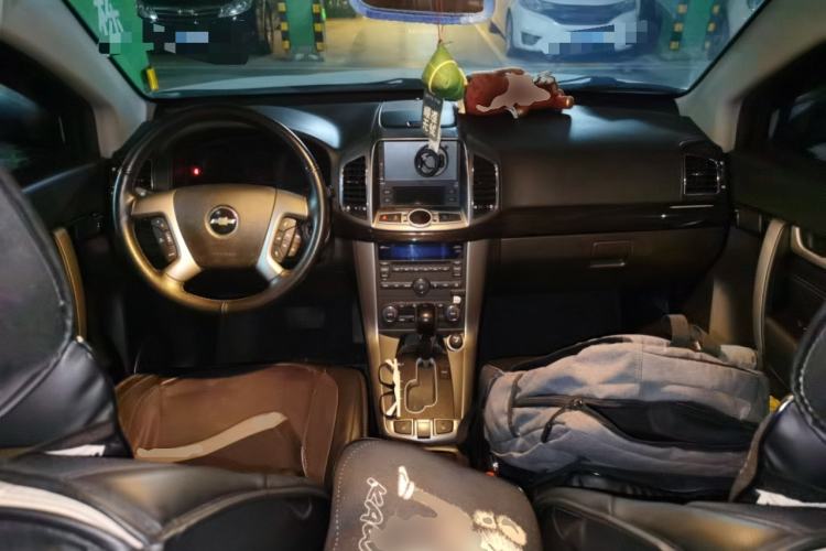 Used Chevrolet Captiva 2014 2.4L 4x4 Flagship Edition 7 Seats Center Console