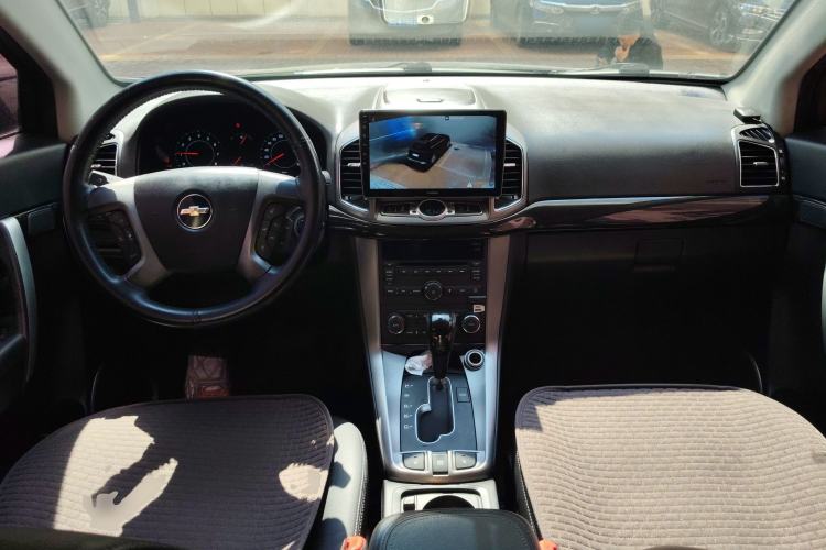 Used Chevrolet Captiva 2014 2.4L 4x4 Flagship Edition 7 Seats Center Console