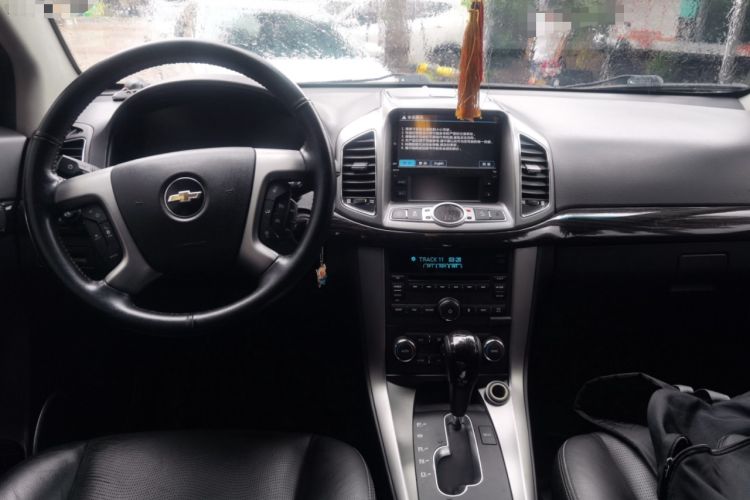 Used Chevrolet Captiva 2014 2.4L 4x4 Flagship Edition 7 Seats Center Console