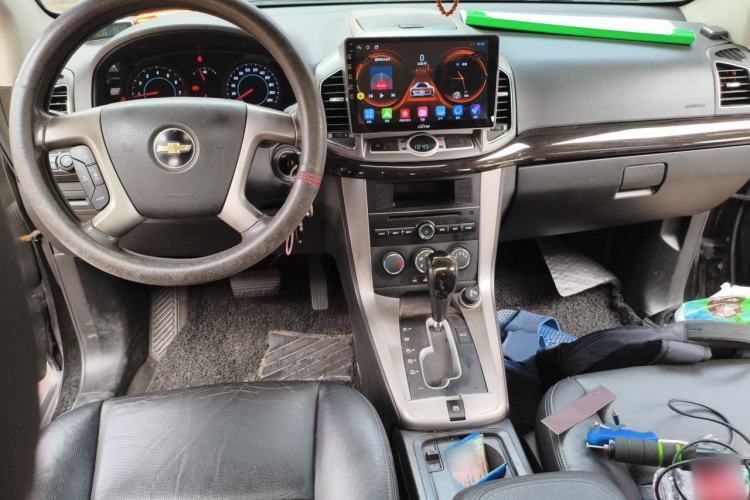 Used Chevrolet Captiva 2014 2.4L Two-Wheel Drive Urban Version 7 Seats Center Console