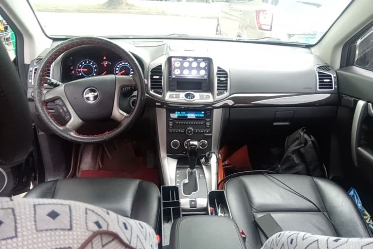 Used Chevrolet Captiva 2014 2.4L Two-Wheel Drive Urban Version 7 Seats Center Console