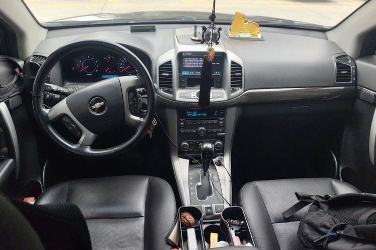 Used Chevrolet Captiva 2014 2.4L 4x4 Flagship Edition 7 Seats Center Console