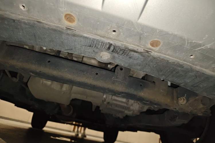 Used Chevrolet Captiva 2014 2.4L Two-Wheel Drive Urban Version 7 Seats Chassis Front