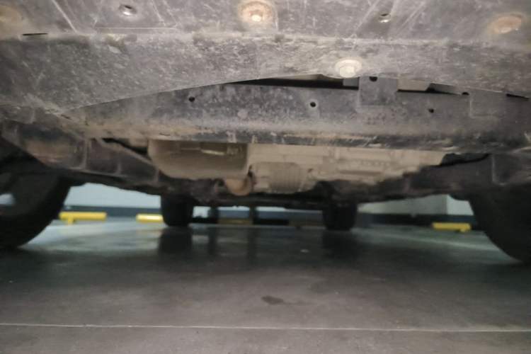 Used Chevrolet Captiva 2014 2.4L 4x4 Flagship Edition 7 Seats Chassis Front