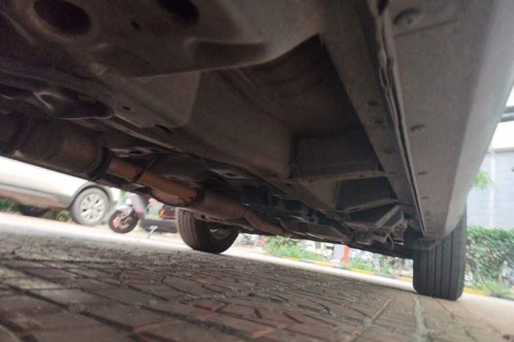 Used Chevrolet Captiva 2014 2.4L Two-Wheel Drive Urban Version 7 Seats Chassis Front Left