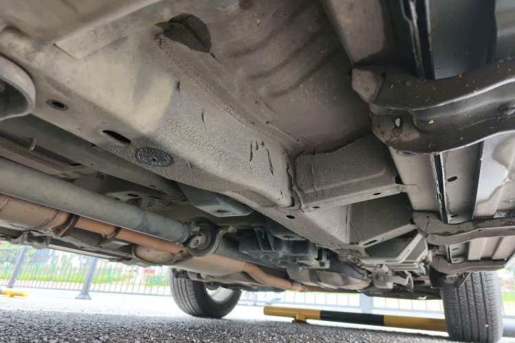 Used Chevrolet Captiva 2014 2.4L 4x4 Flagship Edition 7 Seats Chassis Front Left