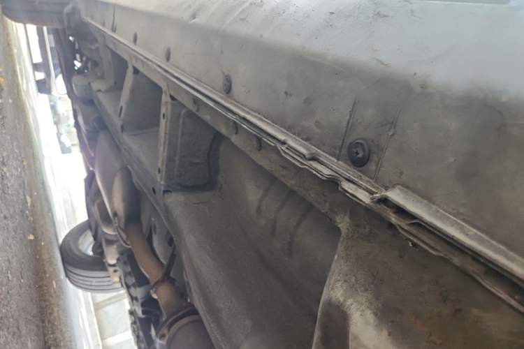 Used Chevrolet Captiva 2014 2.4L Two-Wheel Drive Urban Version 7 Seats Chassis Front Right