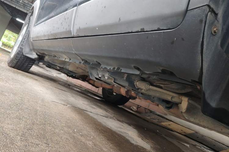 Used Chevrolet Captiva 2014 2.4L Two-Wheel Drive Urban Version 7 Seats Chassis Rear Left