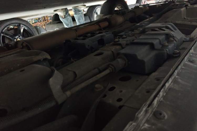 Used Chevrolet Captiva 2014 2.4L Two-Wheel Drive Urban Version 7 Seats Chassis Rear Left