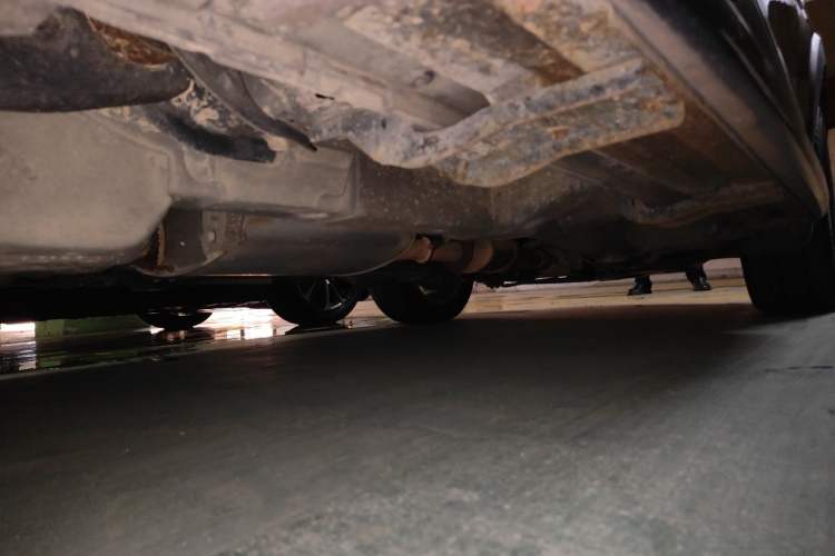 Used Chevrolet Captiva 2014 2.4L 4x4 Flagship Edition 7 Seats Chassis Rear Right