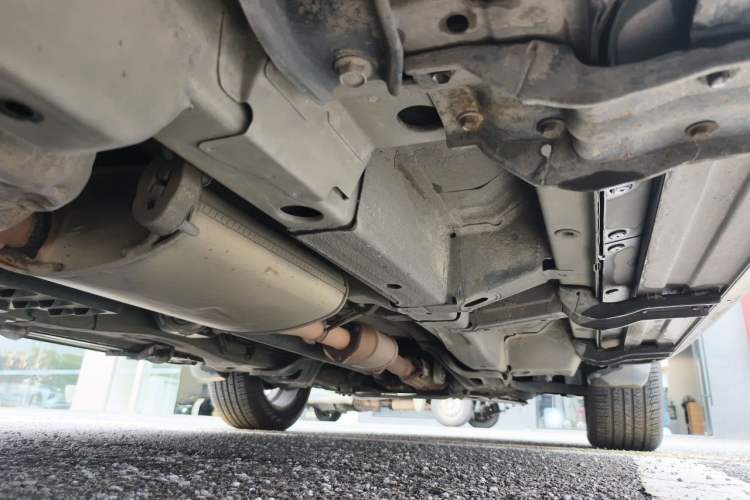 Used Chevrolet Captiva 2014 2.4L 4x4 Flagship Edition 7 Seats Chassis Rear Right