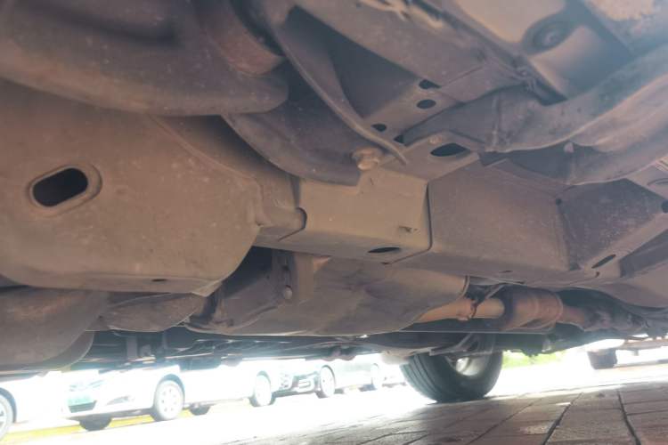 Used Chevrolet Captiva 2014 2.4L 4x4 Flagship Edition 7 Seats Chassis Rear Right