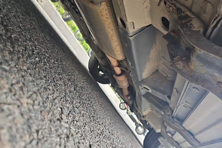Used Chevrolet Captiva 2014 2.4L Two-Wheel Drive Urban Version 7 Seats Chassis Rear Right